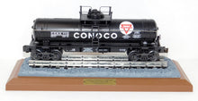 Load image into Gallery viewer, K-Line K-639104 Conoco Tank Car train Bank Special Ed diecast sprung trucks 1/48