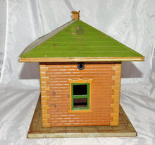 Load image into Gallery viewer, Lionel 121 City Train Station O/Std Gauge Prewar For restoration / layout Prewar 1920s