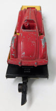Load image into Gallery viewer, American Flyer 715 Unloading flat car RED Manoil #708 convertible car Works 1948