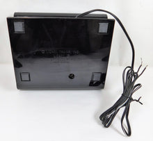 Load image into Gallery viewer, Lionel 69 watt 3 AMP Transformer w/ Whistle & Direction Power pack DM1803AO-1AN