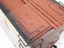 Load image into Gallery viewer, LGB 4070 Budweiser Beer Woodside Reefer Refrigerator Car G gauge Bud C-6