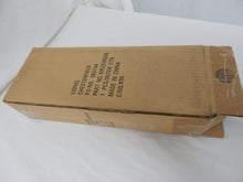 Load image into Gallery viewer, Lionel 6-52590 LOTS 2011 Santa Fe Warbonnet Mint Car C10 ATSF Limited Run Ogauge