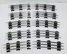 Load image into Gallery viewer, Lionel 6-65572 072 track curved tubular 3 rail 72" diameter 5 pcs C8 wide CLEAN
