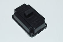 Load image into Gallery viewer, ORIGINAL controller Lionel Trains 364C on/off switch for accessories 364C-1 part