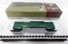 Load image into Gallery viewer, Hallmark Lionel Trains 3356 Horse Car Great American Railways Static Santa Fe