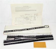 Load image into Gallery viewer, Gargraves THREE Rail O gauge Phantom Line LH Switch 1985 Boxed w/instructions 072
