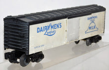 Load image into Gallery viewer, Lionel 6-5701 Dairymen&#39;s League Milk Woodside Refrigerator Reefer Car 1981
