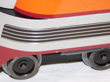 Load image into Gallery viewer, Lionel 6-13004 &amp; 6-13006 STANDARD GAUGE HIAWATHA Loco &amp; 4 car Passenger set WOW
