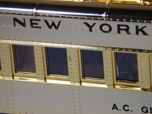Load image into Gallery viewer, MTH 20-4029 + 20-4129 Millennium GOLD O Gauge 7car 70' Madison Passenger Set NYC
