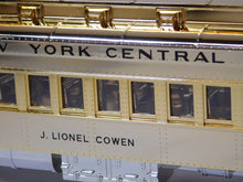 Load image into Gallery viewer, MTH 20-4029 + 20-4129 Millennium GOLD O Gauge 7car 70' Madison Passenger Set NYC
