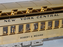 Load image into Gallery viewer, MTH 20-4029 + 20-4129 Millennium GOLD O Gauge 7car 70' Madison Passenger Set NYC
