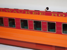 Load image into Gallery viewer, Lionel 6-13004 &amp; 6-13006 STANDARD GAUGE HIAWATHA Loco &amp; 4 car Passenger set WOW
