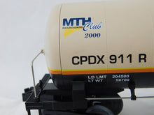 Load image into Gallery viewer, MTH 20-92014 BNSF Tank Car MTHRRC 2000 CDRX 911R Premier Burlington Santa Fe O
