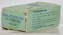 Load image into Gallery viewer, Britains 1263 Royal Artillery Gun BOXED 1/32 DieCast Camo paint Clean VINTAGE
