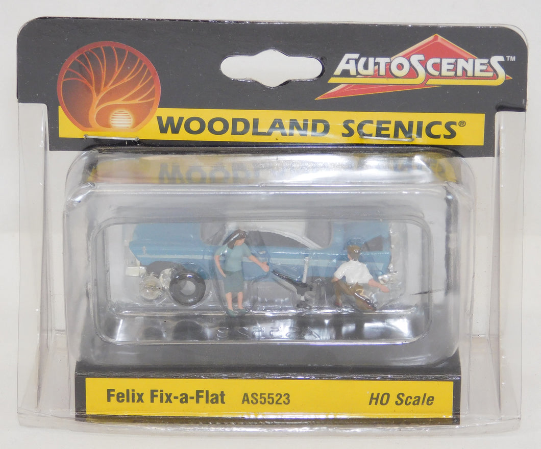 Woodland Scenics AS5523 Felix Fix a Flat HO Scale scene 1:87 Autoscenes Retired