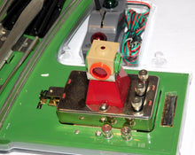 Load image into Gallery viewer, MTH 10-4003 Standard Gauge Lionel 223 72&quot; Wide Radius Remote Switch Right Hand C-7+
