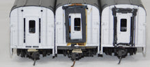 Load image into Gallery viewer, Rivarossi Baltimore &amp; Ohio Three 85&#39; Streamlined Passenger cars 2 Roomettes Coach HO

