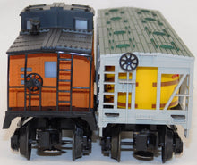 Load image into Gallery viewer, Lionel Trains 6-1579 Milwaukee Road Service Station Set F3 AA CRISP 7pcs 1975
