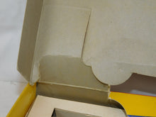 Load image into Gallery viewer, American Flyer 23830 Piggyback Unloader w/ Monon Flat+trailers CLEAN BOXED
