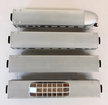 Load image into Gallery viewer, Lionel 6-15180 New York Central streamlined Passenger 4 car set lighted 13.25&quot; O
