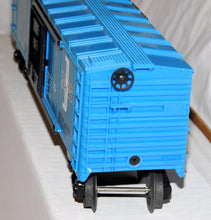 Load image into Gallery viewer, Lionel 6464-475 B&amp;M Boston &amp; Maine Boxcar CLEAN in RARE BLUE PRINT LABEL BOX 1960s
