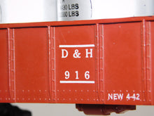 Load image into Gallery viewer, American Flyer 916 Delaware Hudson Gondola w/5 cannister D&amp;H EARLY version

