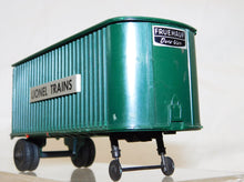 Load image into Gallery viewer, Lionel 460 Piggyback Transport Set set w/3460 flat &amp; 2 trailers BOXED postwar 1955-57
