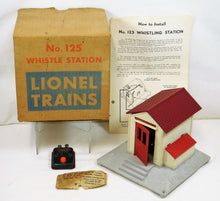 Load image into Gallery viewer, Lionel 125 Whistle Station Boxed Postwar tested &amp; Works + Instructions &amp; button
