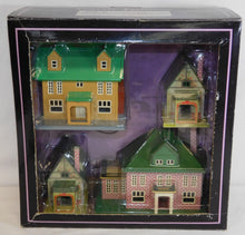 Load image into Gallery viewer, MTH 10-1110 #192 VIlla Set 4 Tinplate Traditions buildings Standard Bungaows C-7+
