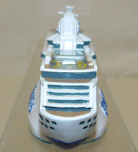 Load image into Gallery viewer, Royal Caribbean RCI LEGEND OF THE SEAS model Cruise Ship Souvenir 10&quot; AS is look
