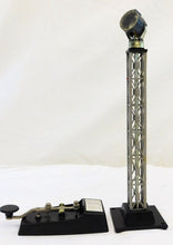 Load image into Gallery viewer, Lionel Trains 299 Code Transmitter Beacon Set Boxed w/ insert &amp; Instruction Vintage Postwar
