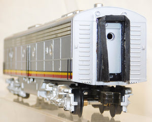 Weaver EMD E-8 B unit Santa Fe Diesel Unpowered dummy Warbonnet Gold Line 3 rail