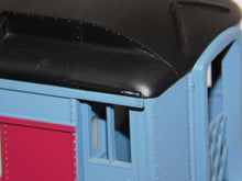Load image into Gallery viewer, LIONEL 6-25102 POLAR EXPRESS Observation Car Train lighted passenger Car round deck
