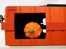 Load image into Gallery viewer, Lionel 6-29231 Animated Halloween Box Car Bobbing Pumpkin Head Car Up/Down O gauge
