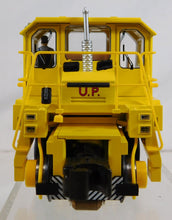 Load image into Gallery viewer, Lionel 6-28449 Union Pacific 4850TM TrackMobile motorized unit TMCC 1/48 O scale C-9
