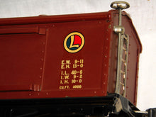 Load image into Gallery viewer, Lionel 3814 Operating Merchandise Boxcar COLOR DECAL version CLEAN Prewar O tuscan
