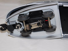 Load image into Gallery viewer, Lionel 6-15507 PHANTOM III Passenger 4car set lighted Silver and Black Pratts Hollow
