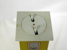Load image into Gallery viewer, Lionel 6-14101 Red Baron Pylon World War 1 Airplanes go around 2001 accessory
