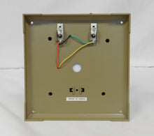 Load image into Gallery viewer, Lionel 6-14101 Red Baron Pylon World War 1 Airplanes go around 2001 accessory
