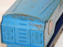 Load image into Gallery viewer, Lionel 194W Blue Comet Set Original Prewar O Gauge BLUE COMET STEAM ENGINE &amp; PASSENGER SET C-6
