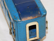 Load image into Gallery viewer, Lionel 194W Blue Comet Set Original Prewar O Gauge BLUE COMET STEAM ENGINE &amp; PASSENGER SET C-6
