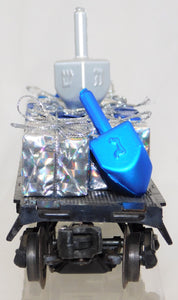 Lionel Custom Hanukkah Flatcar Dreidel & Gift Transport Holiday Blue & Silver O