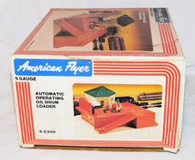 Load image into Gallery viewer, American Flyer 4-2300 Automatic Operating Oil Drum Loader accessory O/ S Lionel
