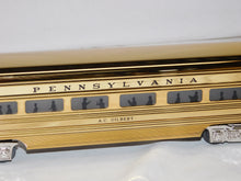 Load image into Gallery viewer, MTH 30-6707 Millennium 18K GOLD Plt 4car 60' Aluminum Passenger Set Pennsylvania
