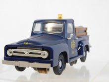 Load image into Gallery viewer, Lionel 6-39532 Blue 1955 Pick Up Truck TMCC or CONVENTIONAL Santa Fe #101 MOW
