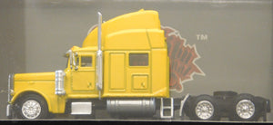 Malibu International Yellow Peterbilt 379 Sleeper cab truck 1/87 HO Scale w/ display