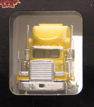 Load image into Gallery viewer, Malibu International Yellow Peterbilt 379 Sleeper cab truck 1/87 HO Scale w/ display
