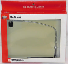 Load image into Gallery viewer, Walthers Built-ups 933-2305 Four-Way Hanging Traffic Light HO Scale 1/87 New OS
