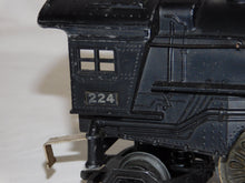 Load image into Gallery viewer, 1945 Lionel 463W Train Set Flying Shoe Pick Ups Boxes Runs great 1st Postwar set
