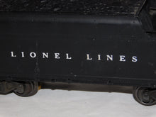 Load image into Gallery viewer, 1945 Lionel 463W Train Set Flying Shoe Pick Ups Boxes Runs great 1st Postwar set
